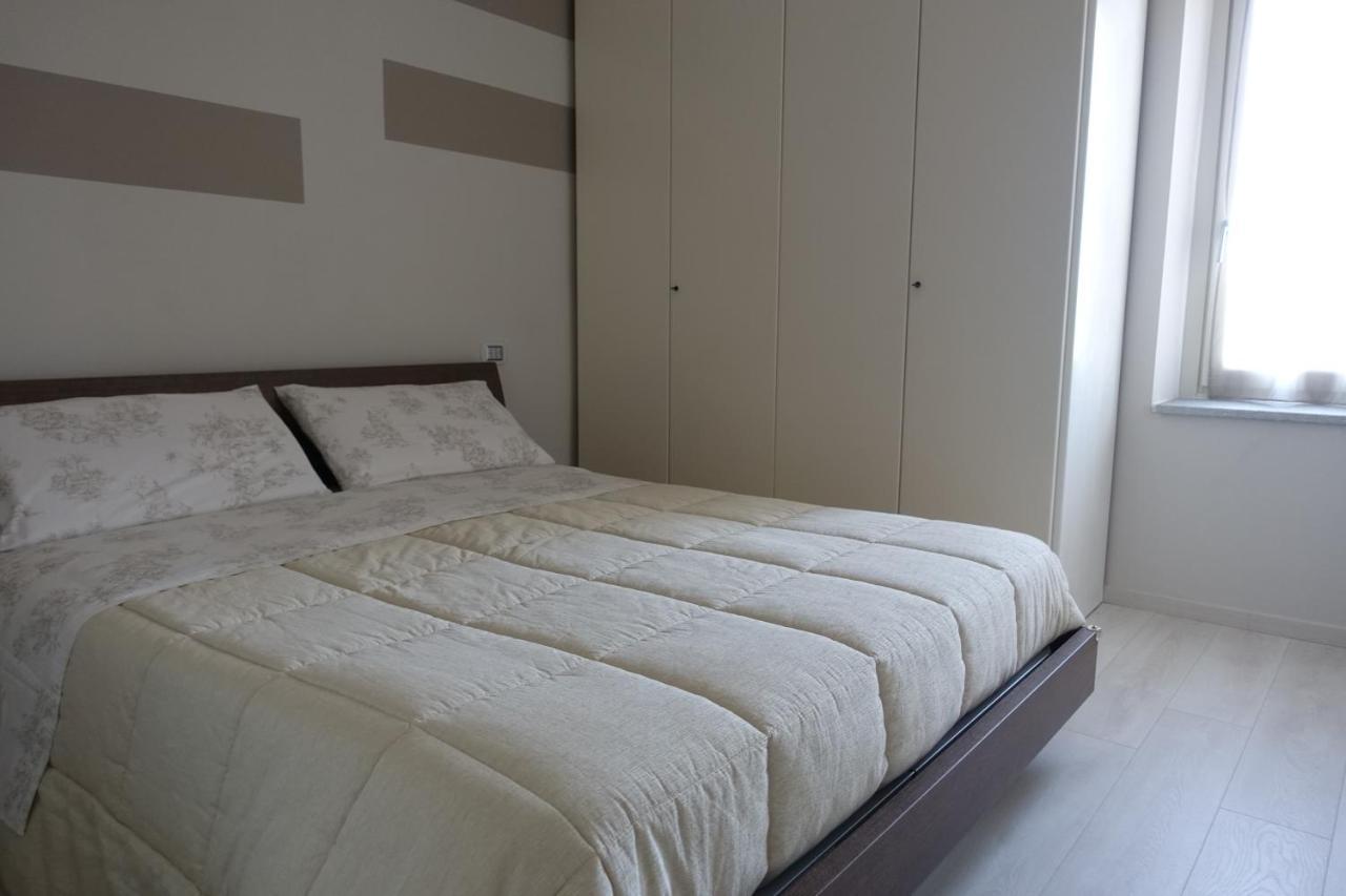 Casa Marchiando Apartment Castagnito ภายนอก รูปภาพ