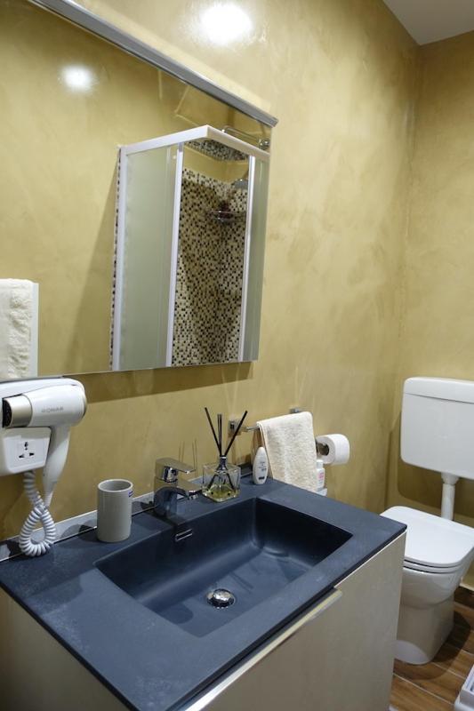 Casa Marchiando Apartment Castagnito ภายนอก รูปภาพ