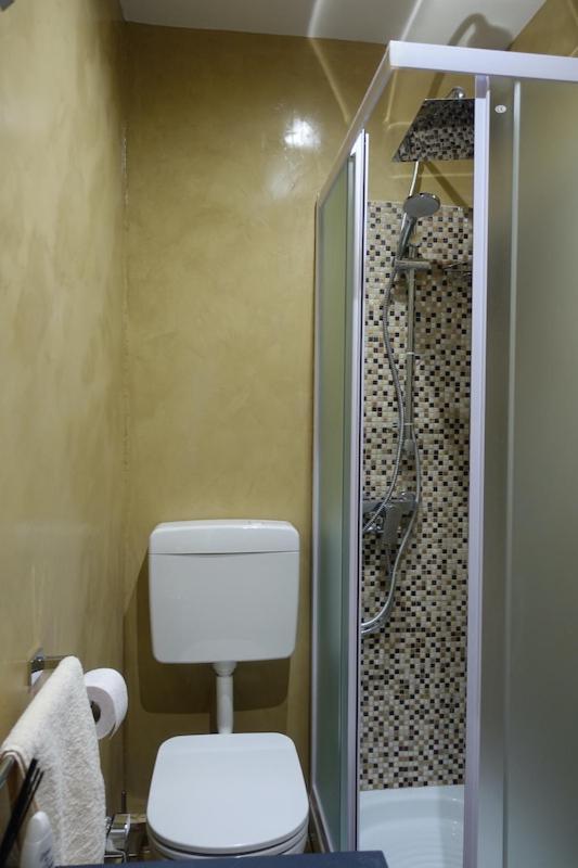 Casa Marchiando Apartment Castagnito ภายนอก รูปภาพ
